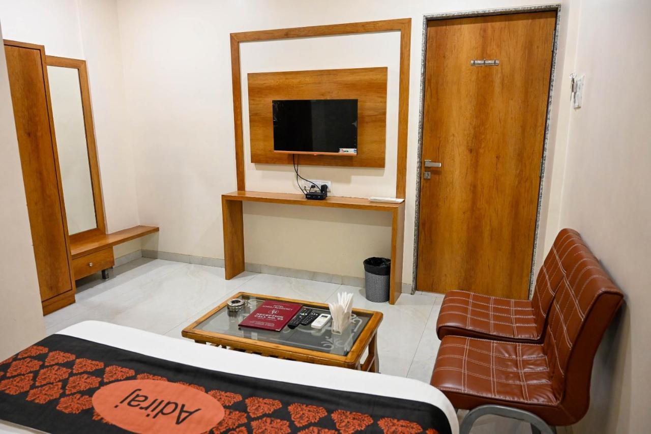 Adiraj Residency Hotel Navi Mumbai Buitenkant foto