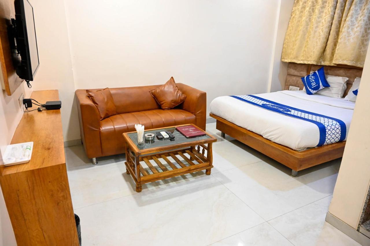 Adiraj Residency Hotel Navi Mumbai Buitenkant foto
