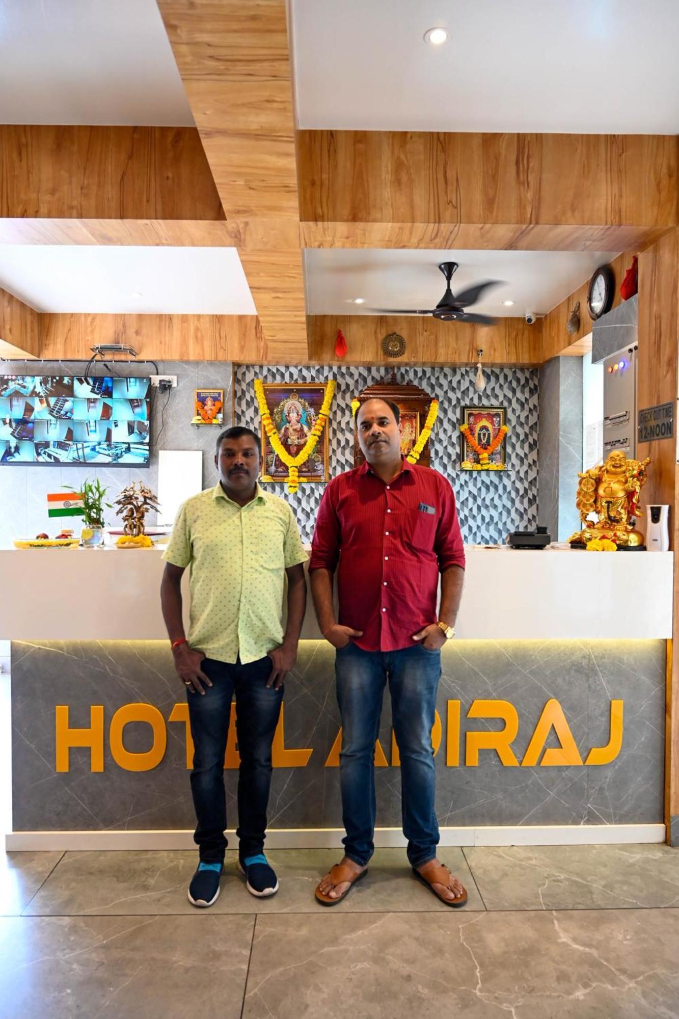 Adiraj Residency Hotel Navi Mumbai Buitenkant foto