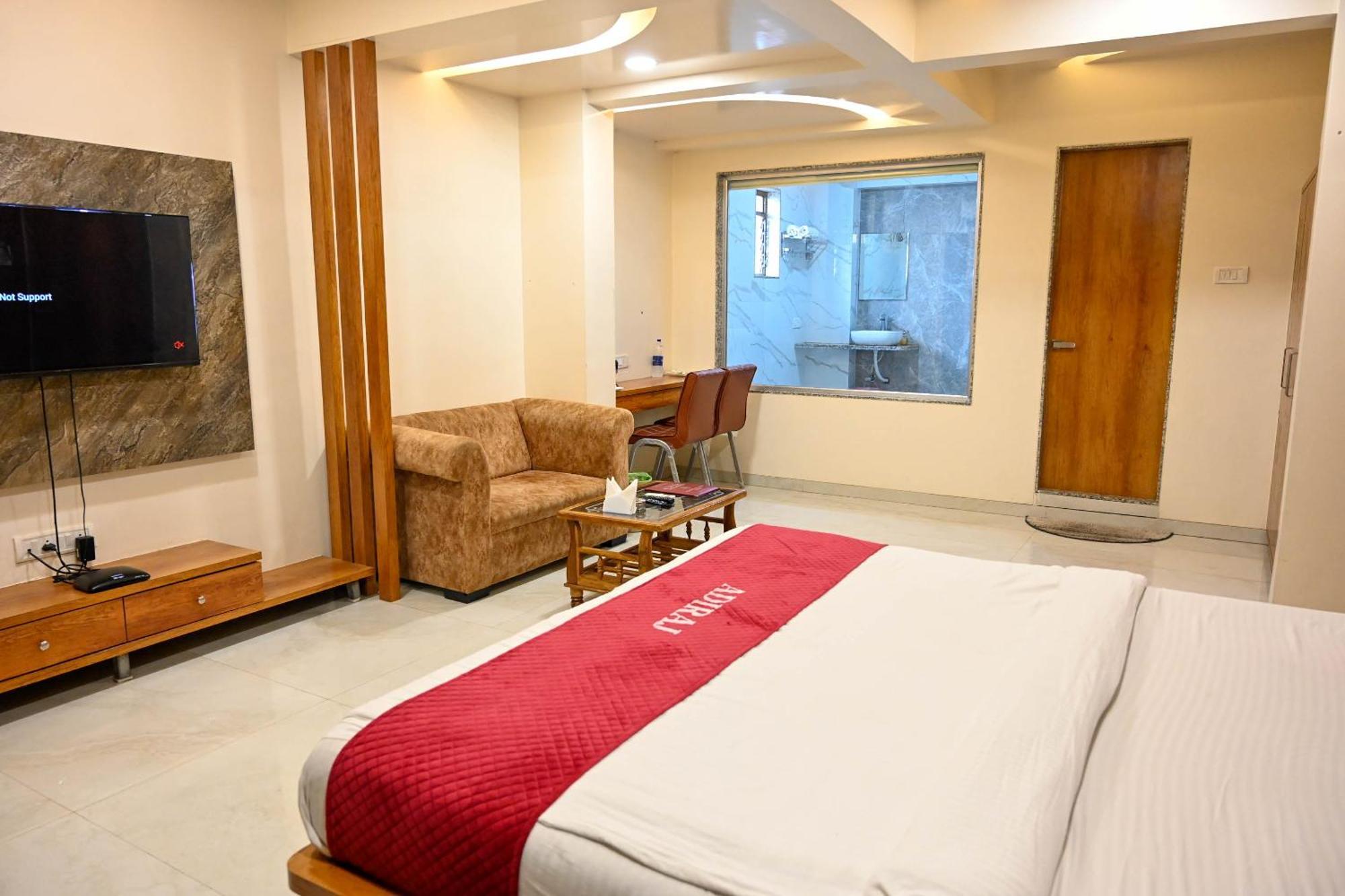 Adiraj Residency Hotel Navi Mumbai Buitenkant foto