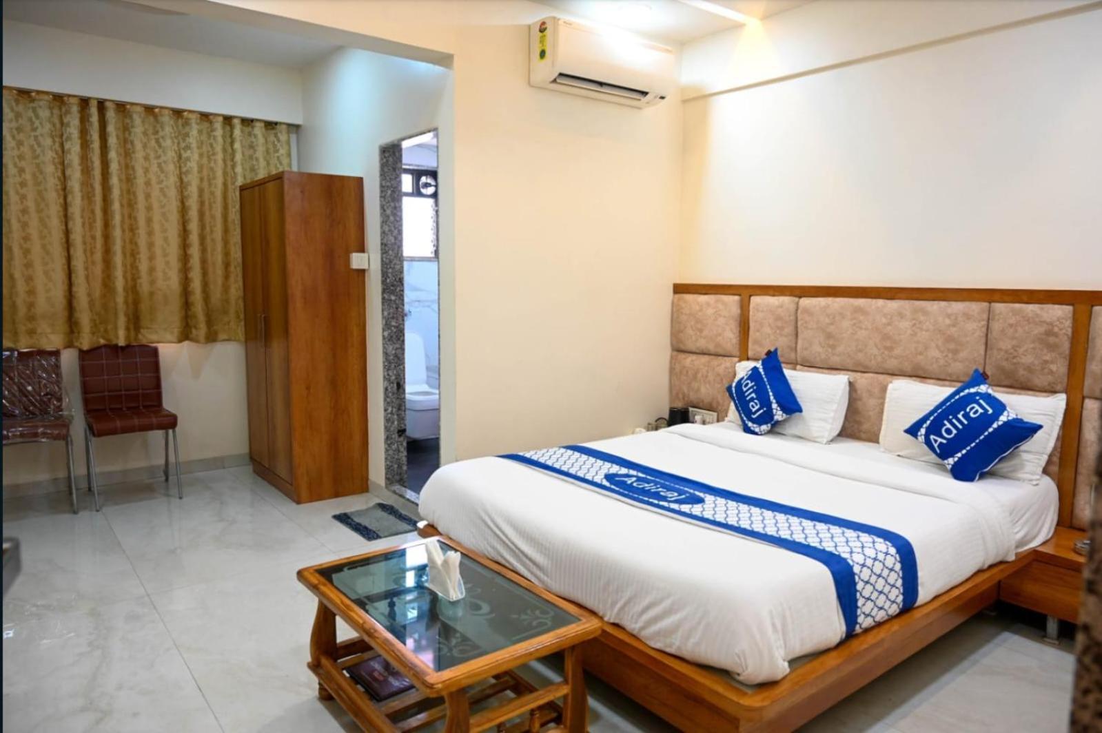 Adiraj Residency Hotel Navi Mumbai Buitenkant foto
